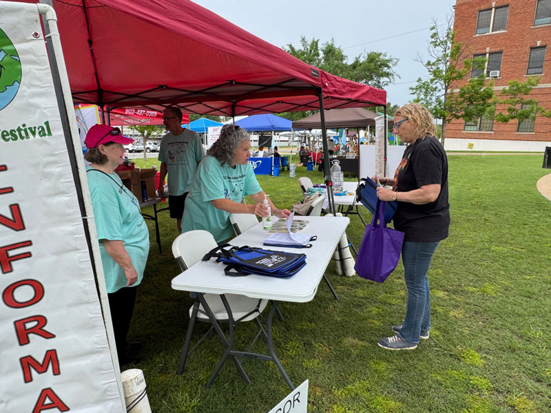 Red-River-UU-participates-in-Earth-Day Red-River-UU-participates-in-Earth-Day